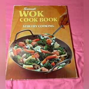 Wok Cook Book, Paperback, 7th Printing, First Edition, 1983